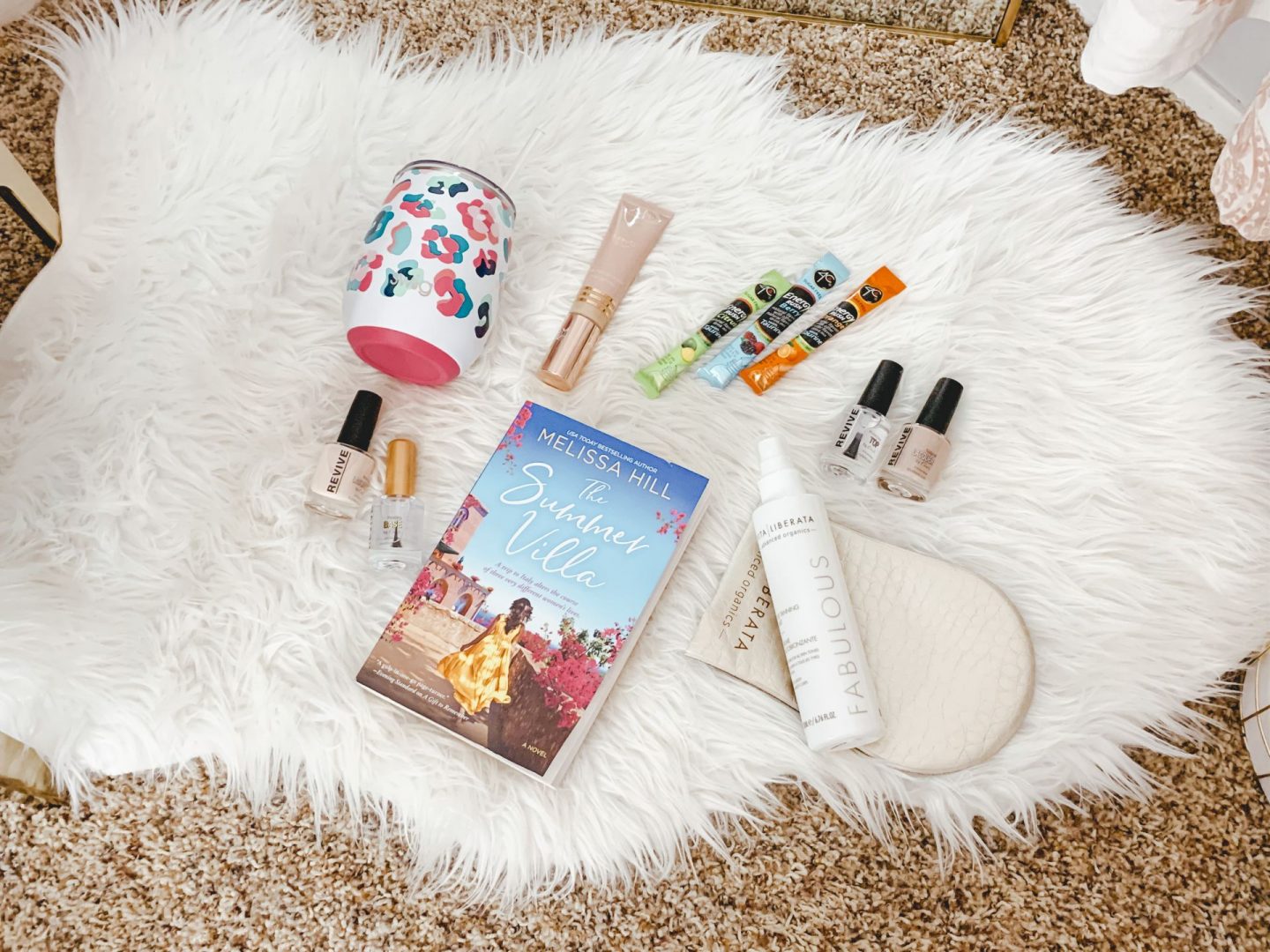 Summer Essentials // Summer Must Haves // Hot Weather Essentials // Vacation Essentials // Vacation Must Haves // Staycation Must Haves // Products to Try | Beauty With Lily #ad #SummerFunBBxx #summermusthaves